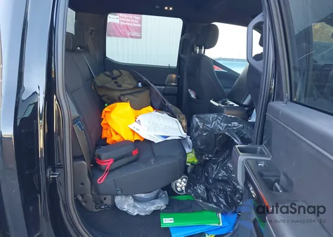 2021 Ford F-150 Xlt from USA, damaged, VIN 1FTFW1C86MFC40057